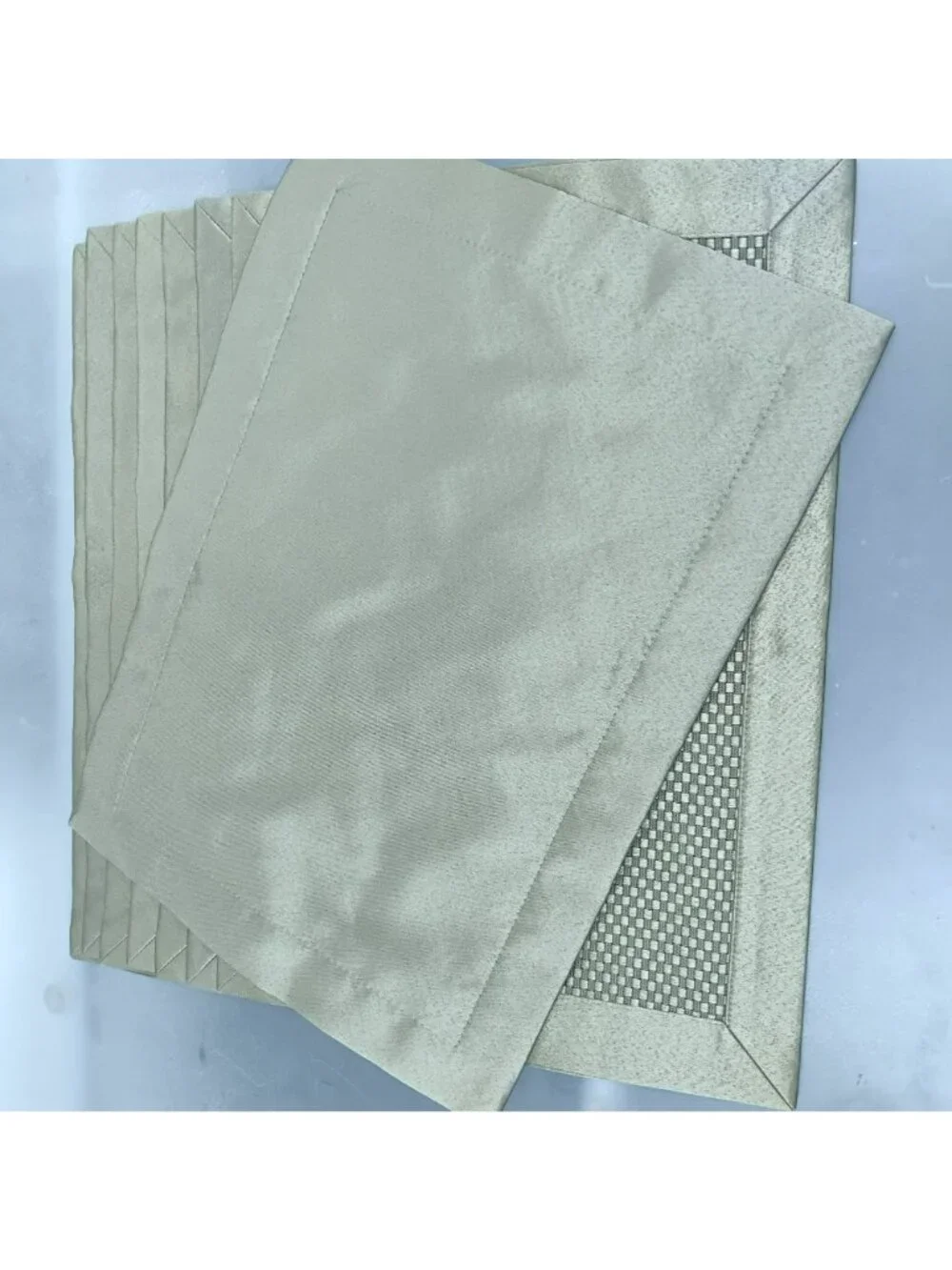 Set Of 8 Sage Green Woven Textured Placemats With Satin Border